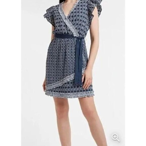 New! Express Eyelet Faux Wrap Dress Blue‎ White Short Sleeve Casual, S - Picture 1 of 16